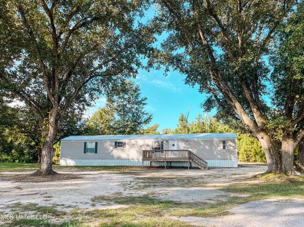 178 Basin Central Rd, Lucedale, MS 39452