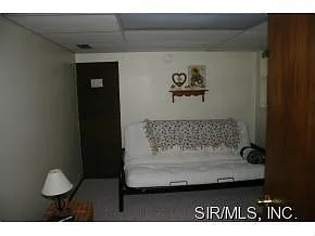2 Matterhorn Dr photo 1
