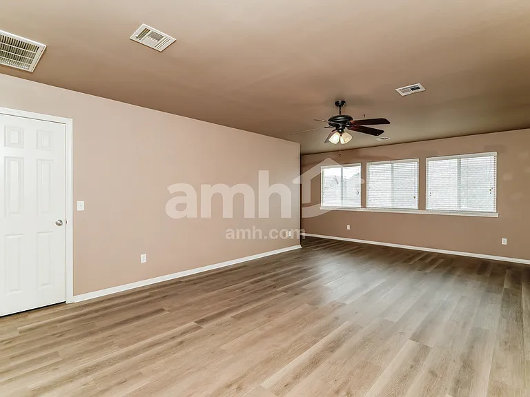 3016 N Ironwood Ave — Photo 17