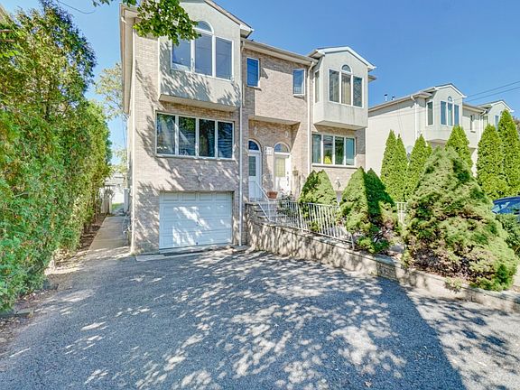 4th image of 2043 Fletcher Ave #2043