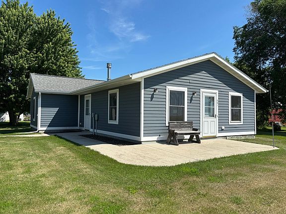 2nd image of 401 Joe Horachek St E