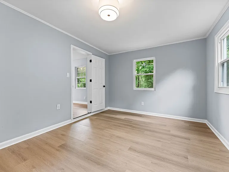1400 Vine St — Photo 16