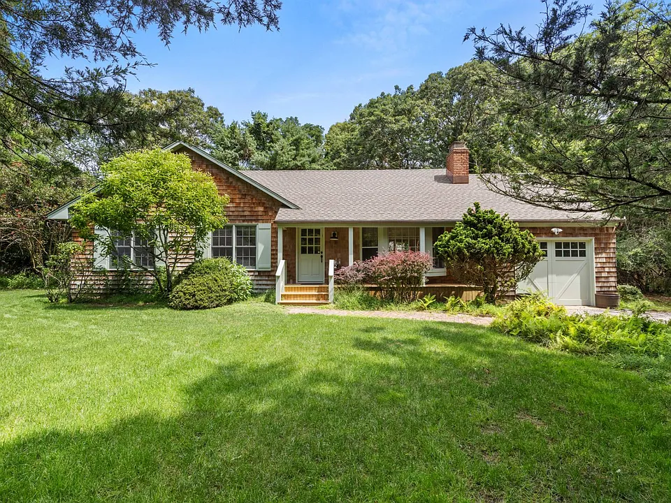 47 Sandra Rd