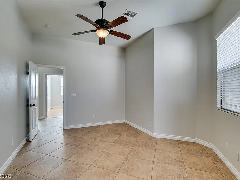 1404 Pullman Pointe Ct — Photo 29