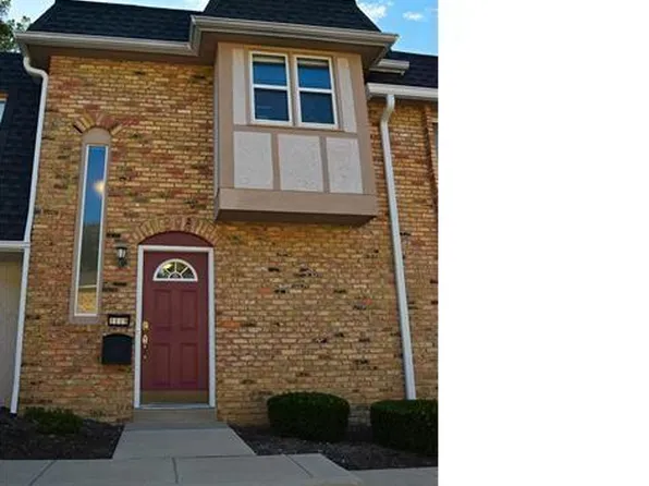 1109 Rue La Ville Walk #1109, Saint Louis, MO 63141