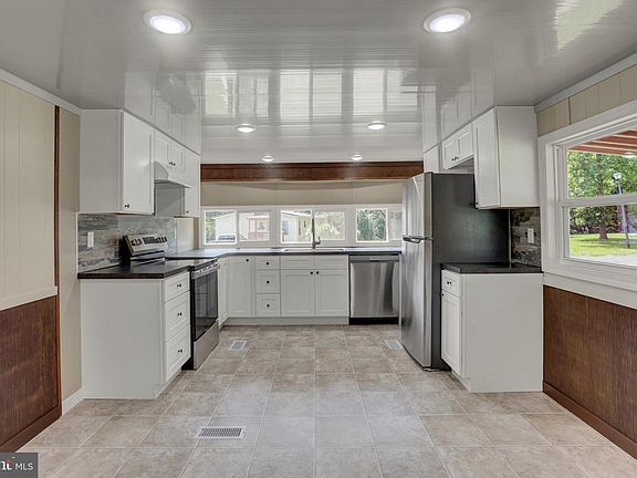 5th image of 6069 Nugget Way