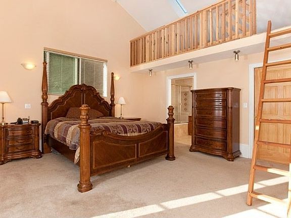 Master bedroom with loft