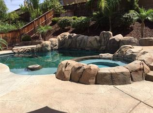 11045 Kalmia Ct, Corona, CA 92883