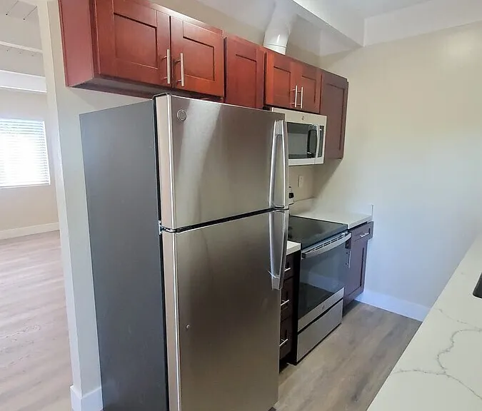 1835 Villa St #6 — Photo 6