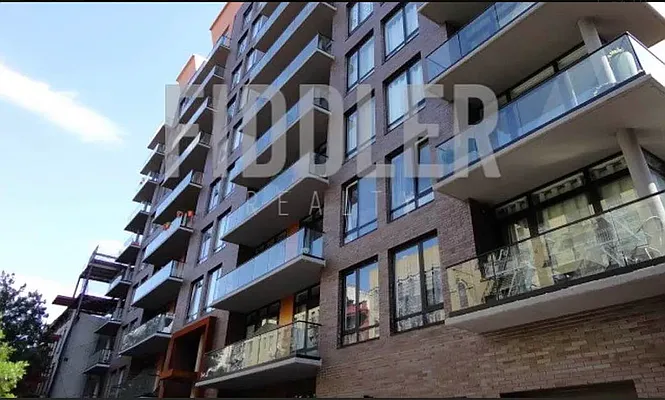 Rented by The KCI Group | media 34