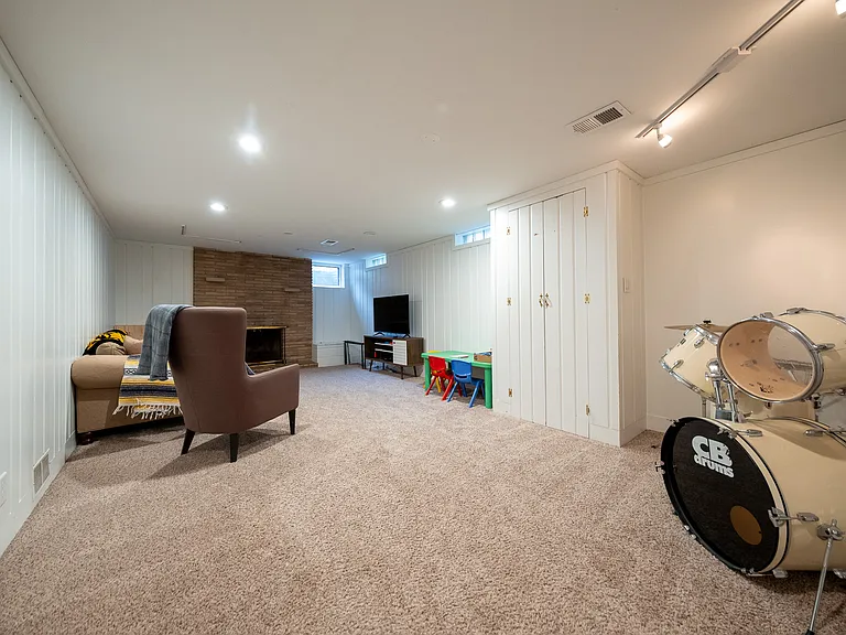 4th Bedroom