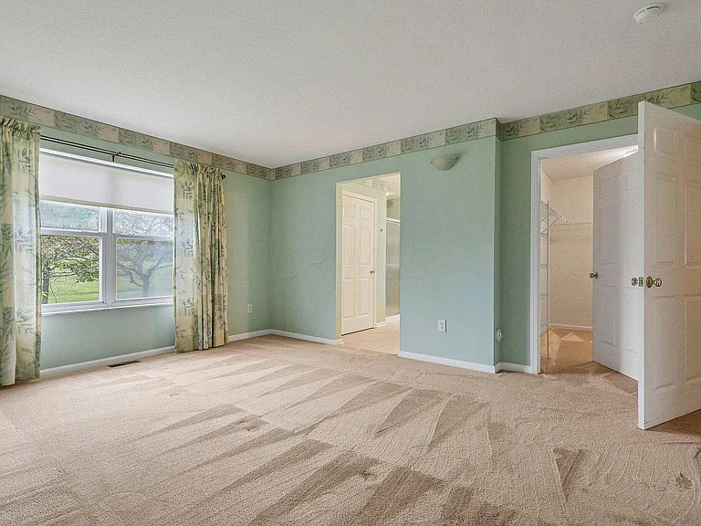 2691 Abbey Knoll Dr — Photo 34