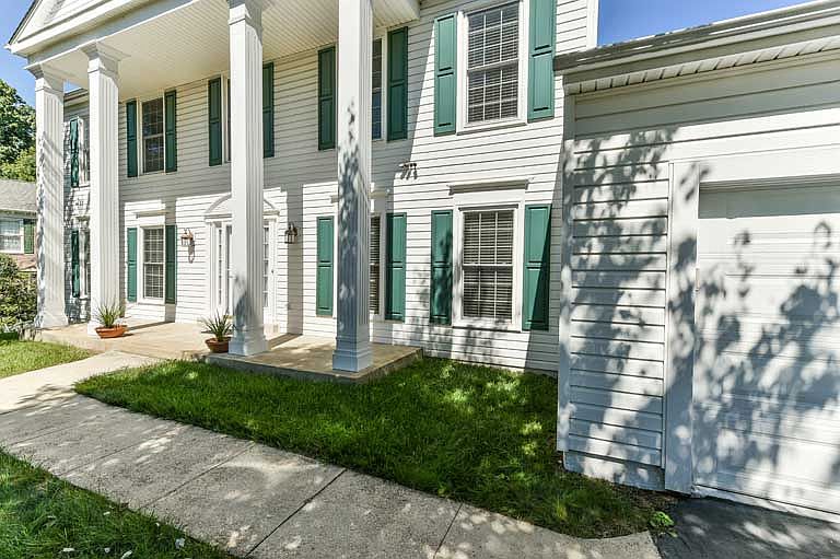 1st image of 2906 Pleasant Glen Dr