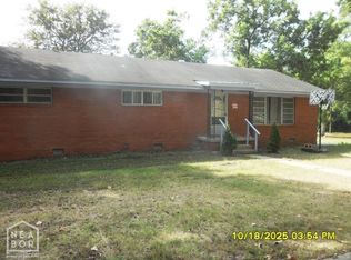 900 Dill St, Newport, AR 72112