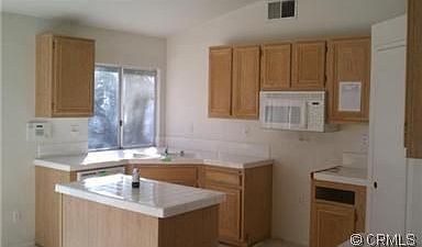 2nd image of 25805 Via Tejon Ave