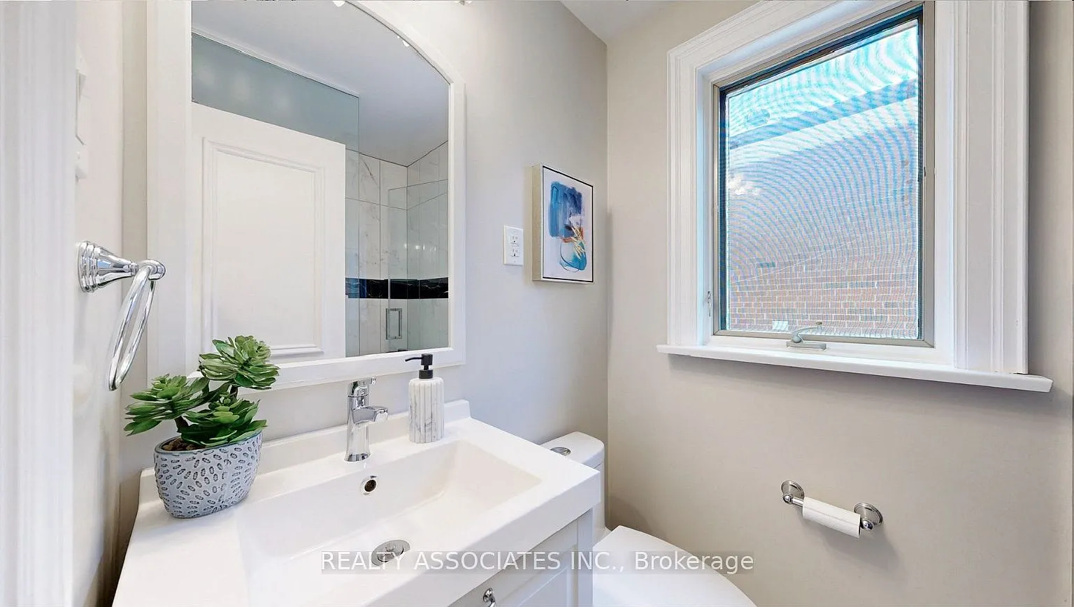 2 bed, $1,950 — Photo 4