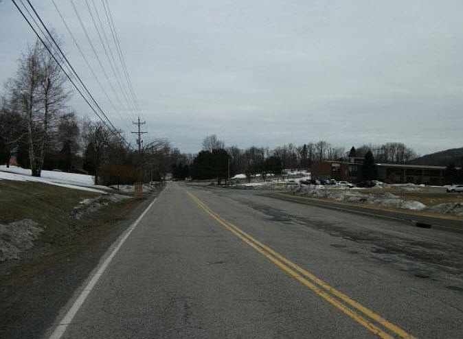 2nd image of 84 Sammis Rd