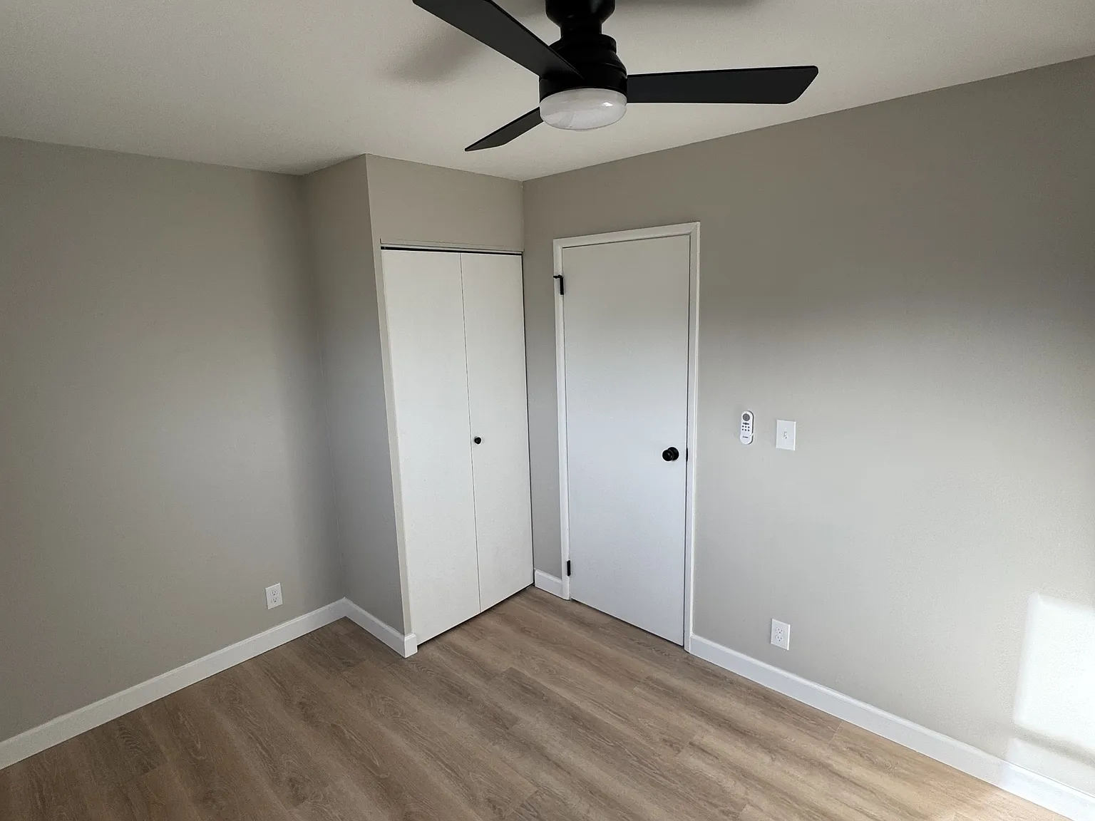580 Edgewood Drive - 1 — Photo 2