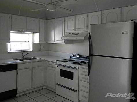 4th image of 9711 N Hollybrook Lake Dr APT 207