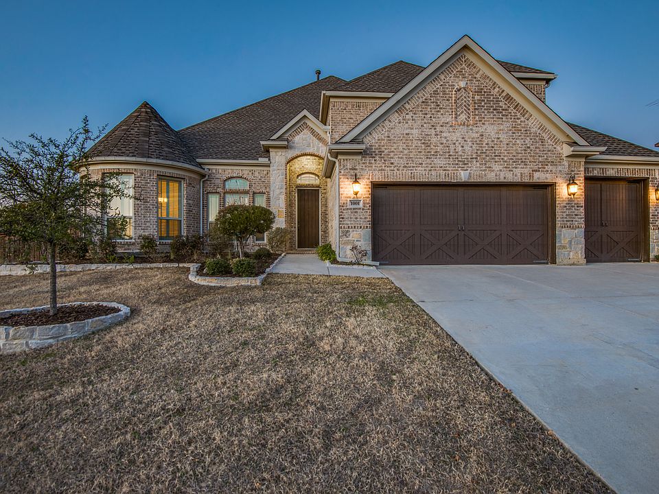1st image of 1001 Ballycastle Ln