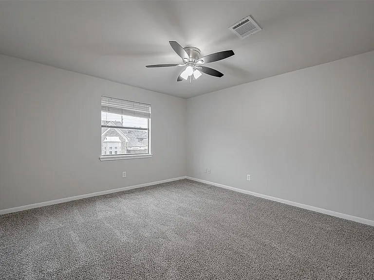 919 Mockingbird Way — Photo 32