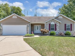 5816 Walnut Crest Ct, Saint Charles, MO 63304