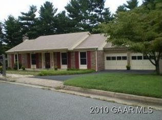 2424 Pinehill Cres, Staunton, VA 24401