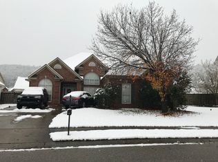 653 Forest Lakes Dr, Sterrett, AL 35147