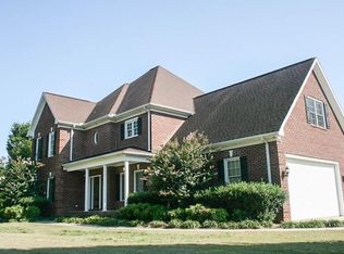 410 Apple Valley Rd, Duncan, SC 29334