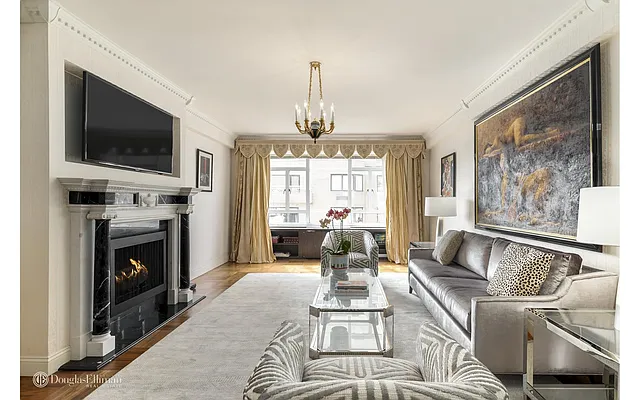 Sold by Douglas Elliman | media 14
