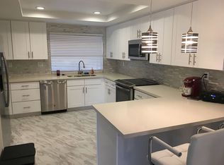 154 Camino Arroyo S, Palm Desert, CA 92260