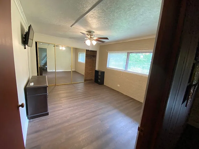 135 Boxers Ridge Ln — Photo 2