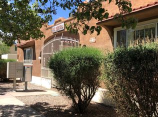 323 11th St NW, Albuquerque, NM 87102