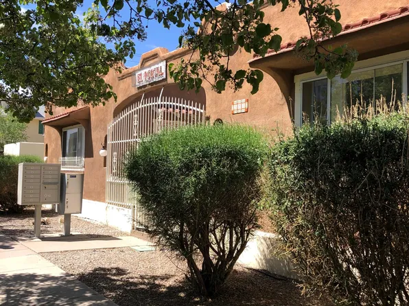 323 11th St NW, Albuquerque, NM 87102