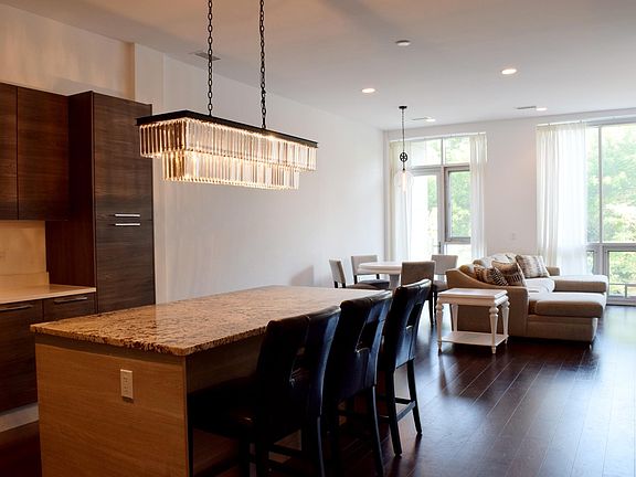 Kitchen / Living Room