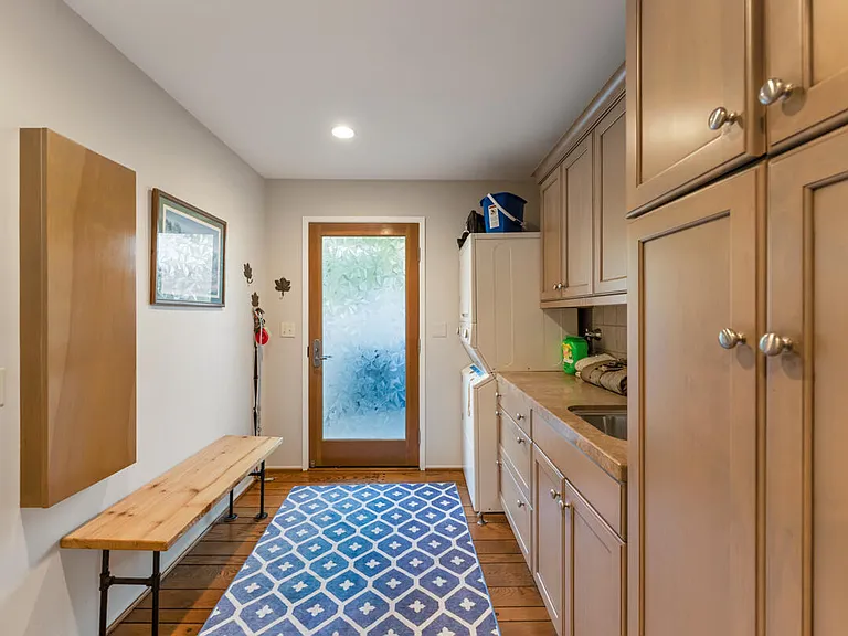 181 Coronada Cir — Photo 49