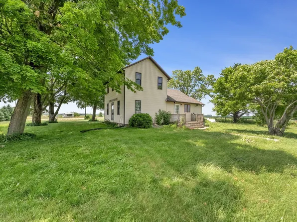 1441 270th St, Letts, IA 52754