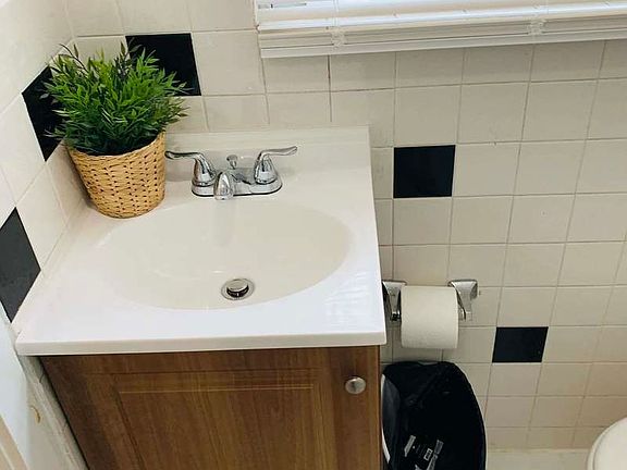 4th image of 32-67 37th St #2F