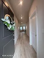 3 bed, 2.5 bath, 1712 sqft, $4,195 — Photo 2