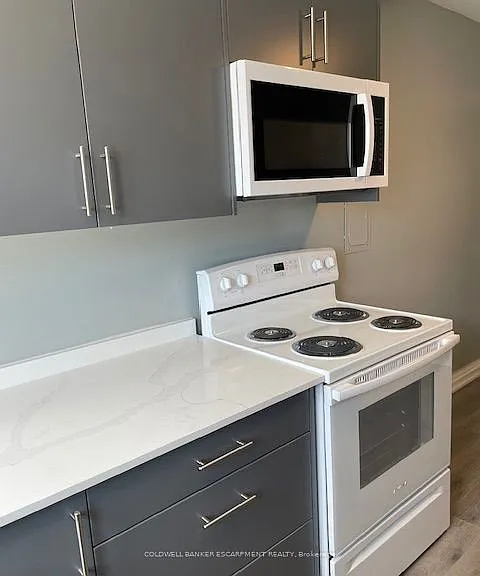 2 Cross St #1 — Photo 2