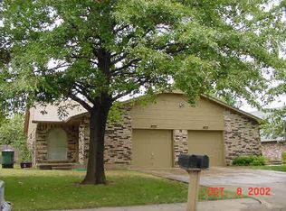 520 Wild Wind Rd, Edmond, OK 73003