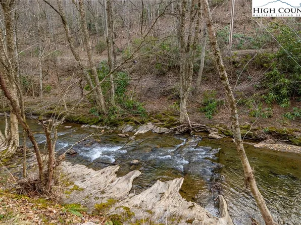 847 Call Creek Road Extension, Fleetwood, NC 28626