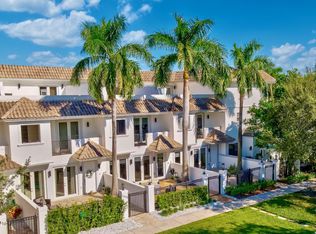 1804 NE 26th Ave, Fort Lauderdale, FL 33305