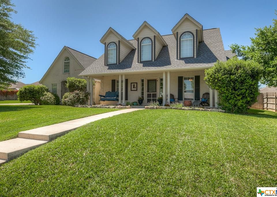 1st image of 2124 Small Town Dr
