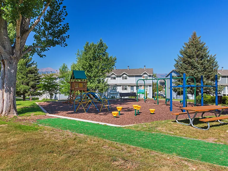 Carefree Village Townhomes — Photo 7