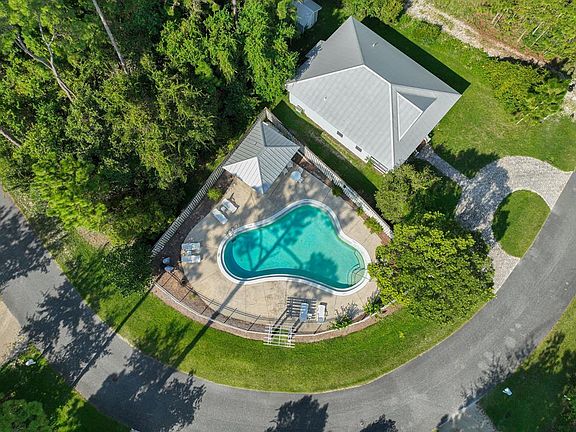 5th image of 163 Bay Colony Way