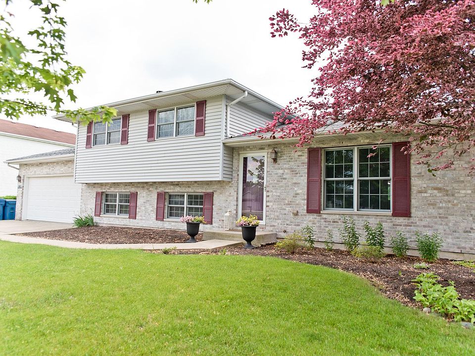 1st image of 1655 Carol Anne Dr