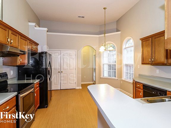 5th image of 2710 Bending Elm Dr