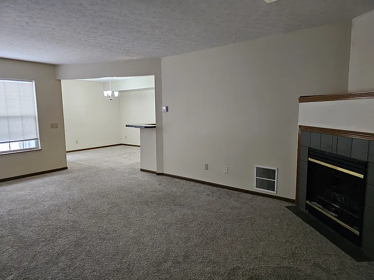 3676 Harris Ave NW — Photo 5