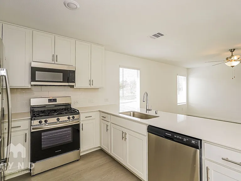 30 West Luxury Rental Homes — Photo 149